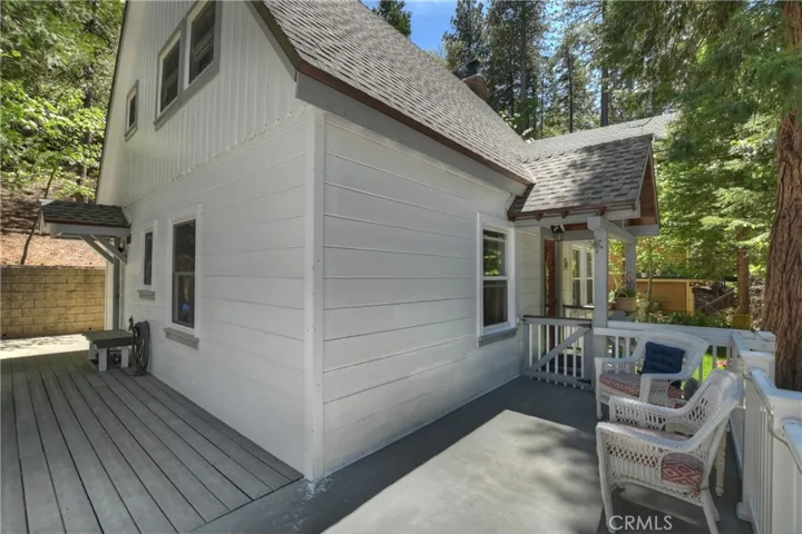 27899 Rainbow Drive, Lake Arrowhead, California 92352