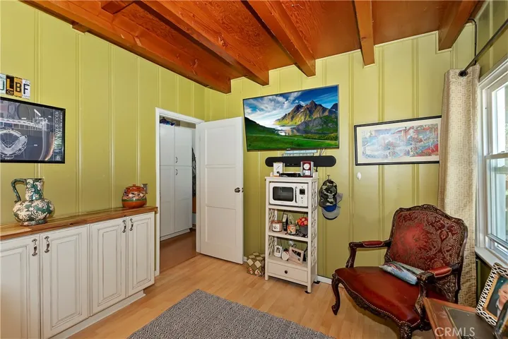 27899 Rainbow Drive, Lake Arrowhead, California 92352