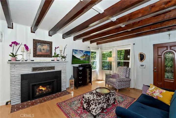 27899 Rainbow Drive, Lake Arrowhead, California 92352