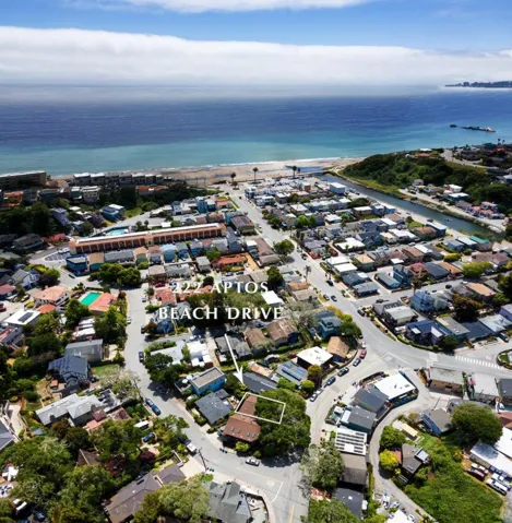 222 Aptos Beach Drive, Aptos, California 95003