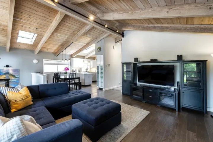 222 Aptos Beach Drive, Aptos, California 95003