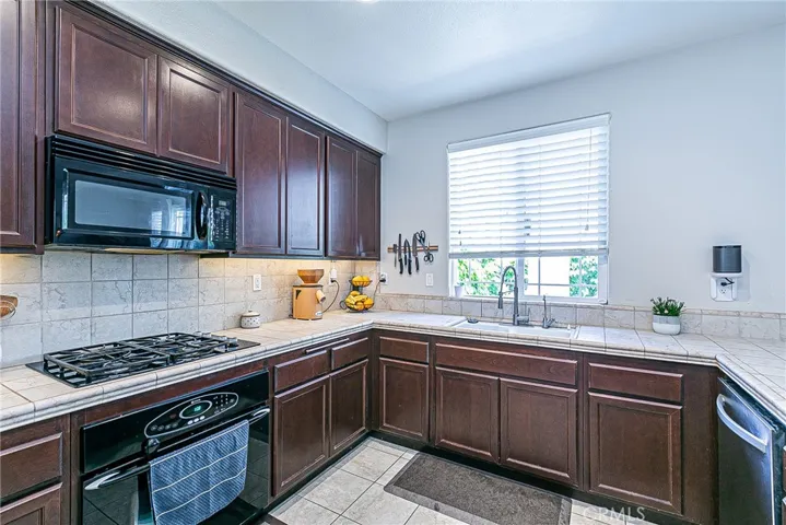 1727 Bilbao Drive, Santa Maria, California 93454