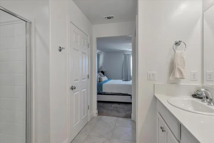 410 Lolly Way, Los Banos, California 93635