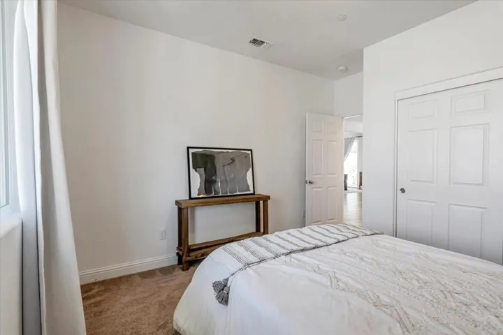 410 Lolly Way, Los Banos, California 93635