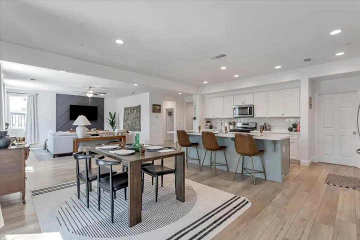 410 Lolly Way, Los Banos, California 93635