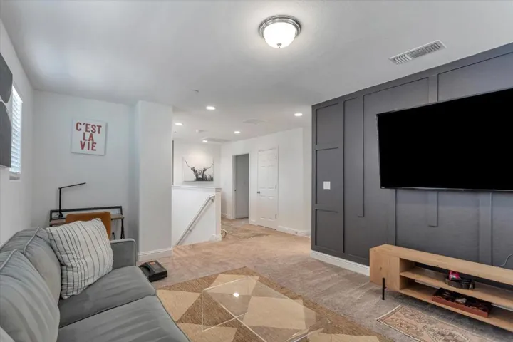 410 Lolly Way, Los Banos, California 93635