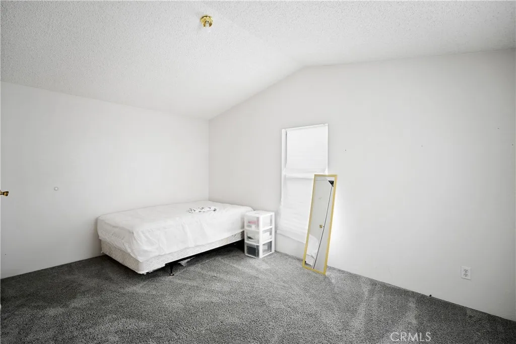 18420 Decker Road, Perris, California 92570 home-pic-10