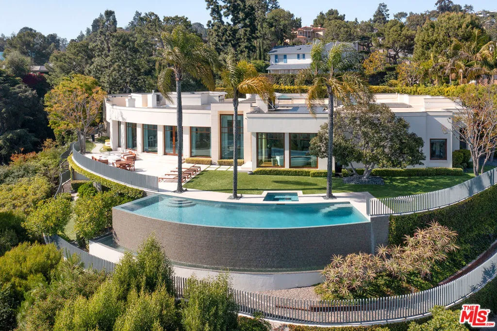 1118 Calle Vista Drive, Beverly Hills, California 90210 home-pic-11