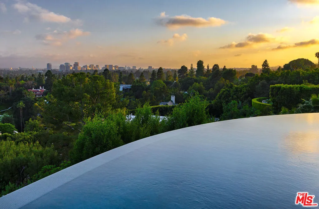 1118 Calle Vista Drive, Beverly Hills, California 90210 home-pic-2