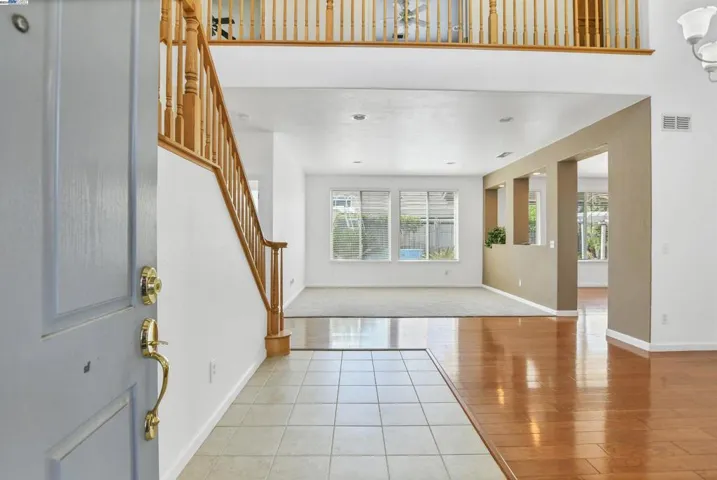 3931 Granite Falls Dr, Ceres, California 95307