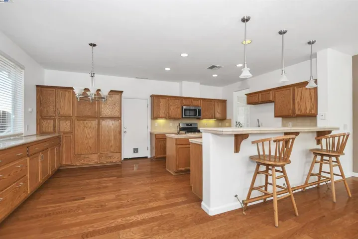 3931 Granite Falls Dr, Ceres, California 95307