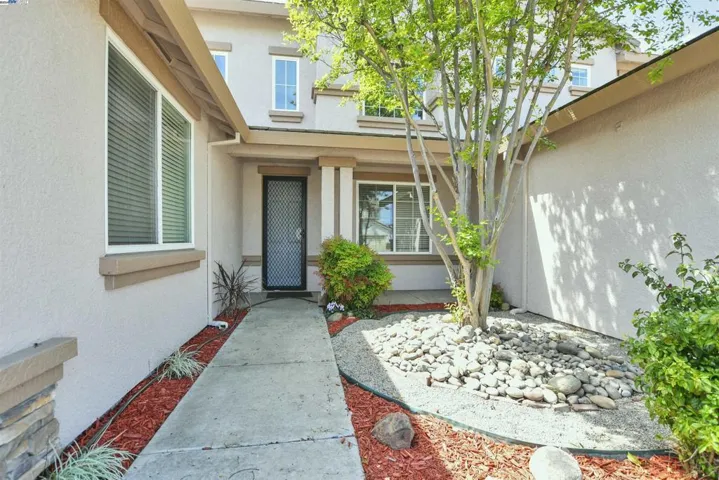 3931 Granite Falls Dr, Ceres, California 95307