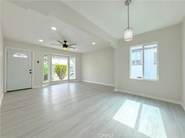 827 E 95th Street, Los Angeles, California 90002