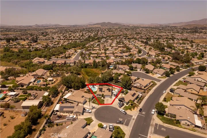 31554 Willow Circle, Winchester, California 92596