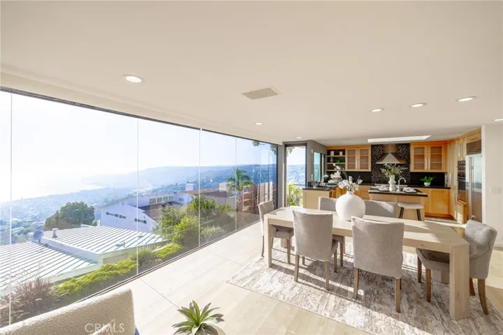1305 La Mirada Street, Laguna Beach, California 92651