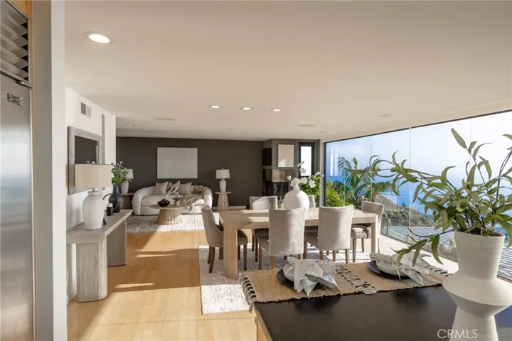 1305 La Mirada Street, Laguna Beach, California 92651