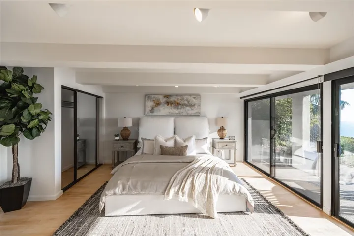 1305 La Mirada Street, Laguna Beach, California 92651