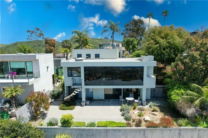 1305 La Mirada Street, Laguna Beach, California 92651