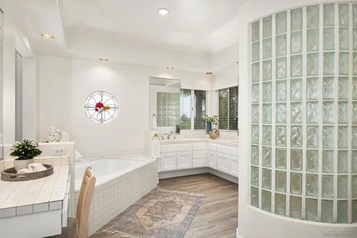 27100 S Ridge Dr, Mission Viejo, California 92692