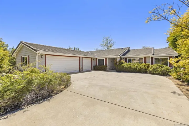 15430 Barona Mesa Way, Ramona, California 92065