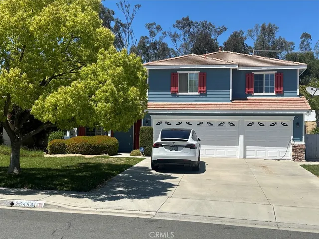 23484 Mountain Breeze Drive, Murrieta, California 92562