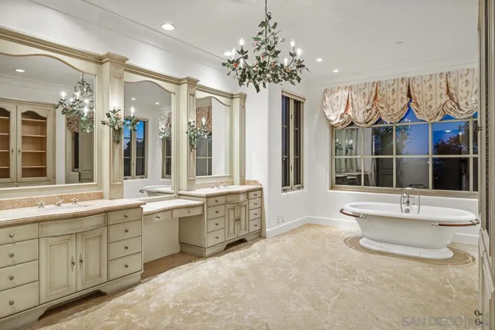 5757 Linea Del Cielo, Rancho Santa Fe, California 92067