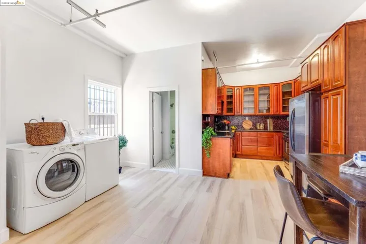 2842 Adeline St 2, Oakland, California 94608