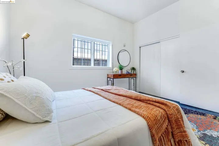 2842 Adeline St 2, Oakland, California 94608