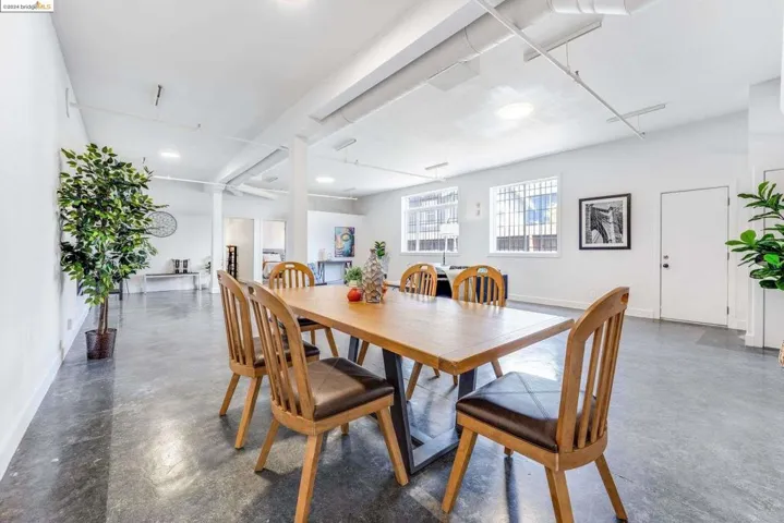 2842 Adeline St 2, Oakland, California 94608