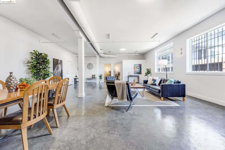2842 Adeline St 2, Oakland, California 94608