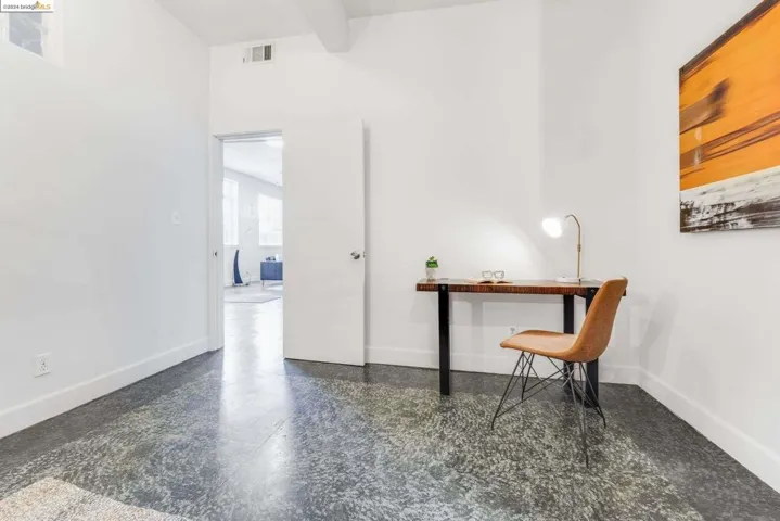 2842 Adeline St 2, Oakland, California 94608