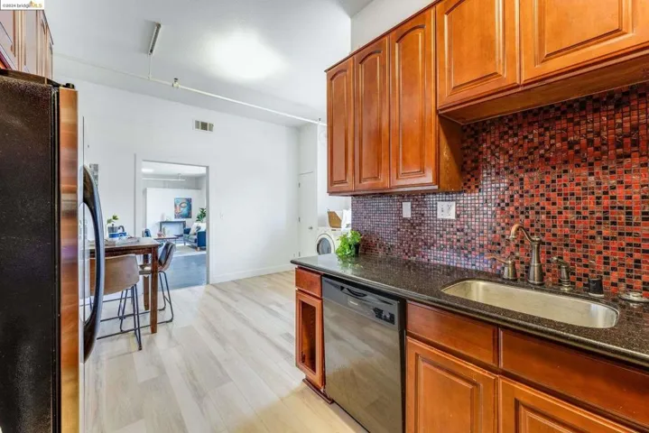 2842 Adeline St 2, Oakland, California 94608
