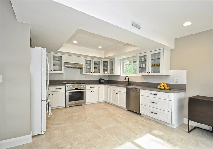20 Via Capri, Rancho Palos Verdes, California 90275