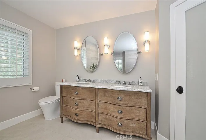 20 Via Capri, Rancho Palos Verdes, California 90275