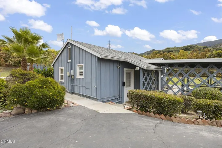 43-web-or-mls-UpmarketMedia_19966Mount-1