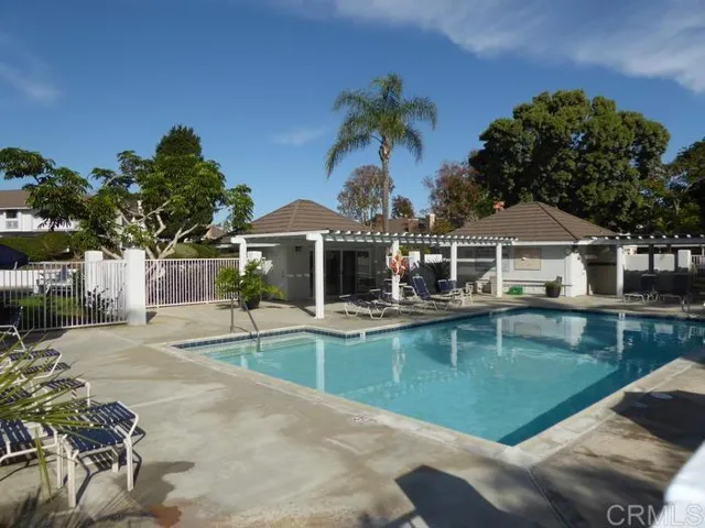 830 Mistletoe Lane, Carlsbad, California 92011