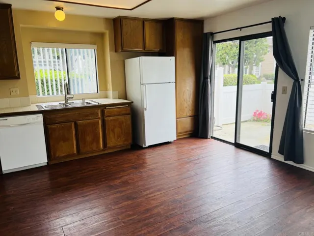 830 Mistletoe Lane, Carlsbad, California 92011