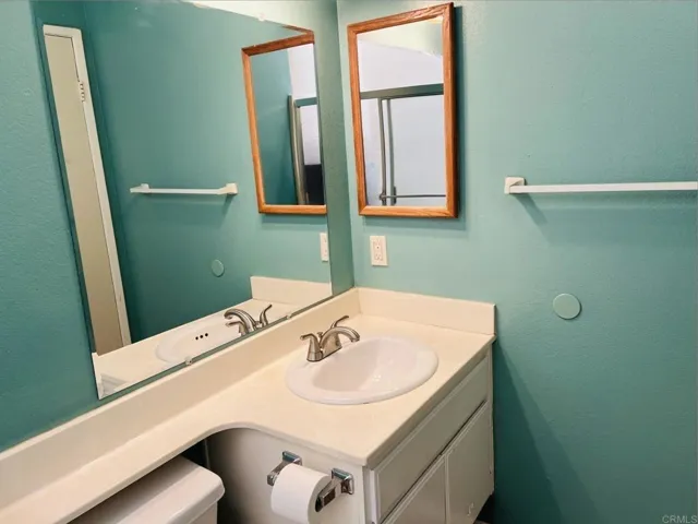 830 Mistletoe Lane, Carlsbad, California 92011