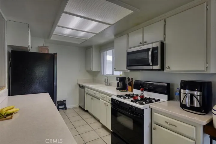22621 Camp Drive, Tehachapi, California 93561