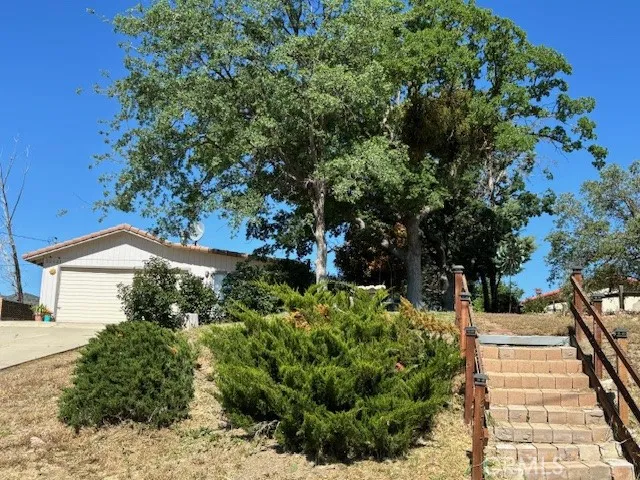 22621 Camp Drive, Tehachapi, California 93561