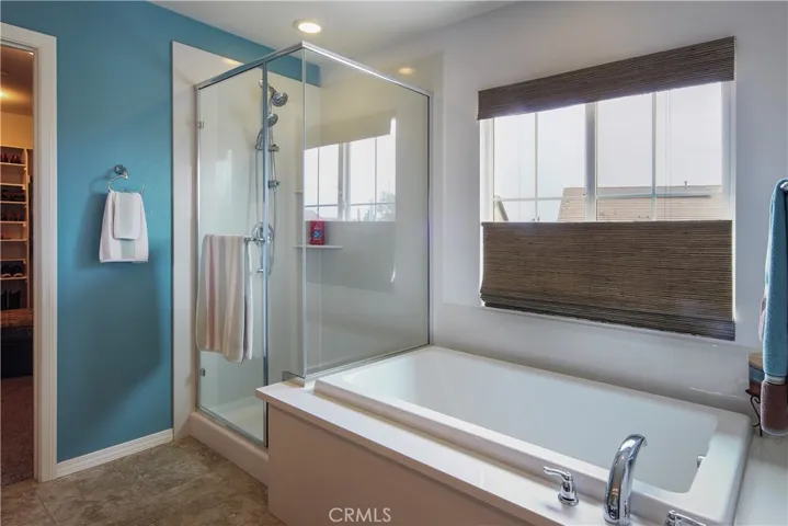 Main Bath 2