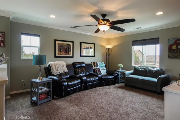Loft 2