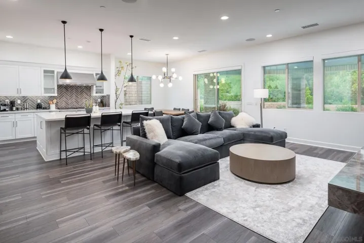 1309 Portola Road, Encinitas, California 92024
