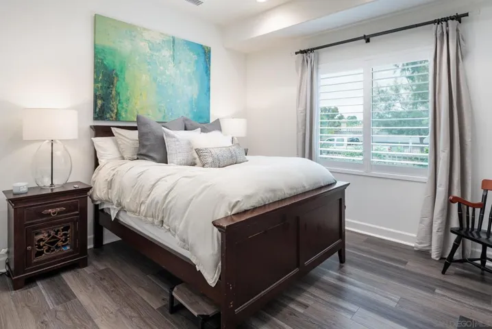 1309 Portola Road, Encinitas, California 92024