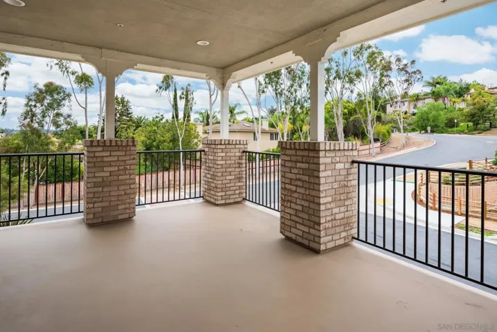 1309 Portola Road, Encinitas, California 92024