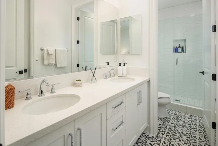 1309 Portola Road, Encinitas, California 92024