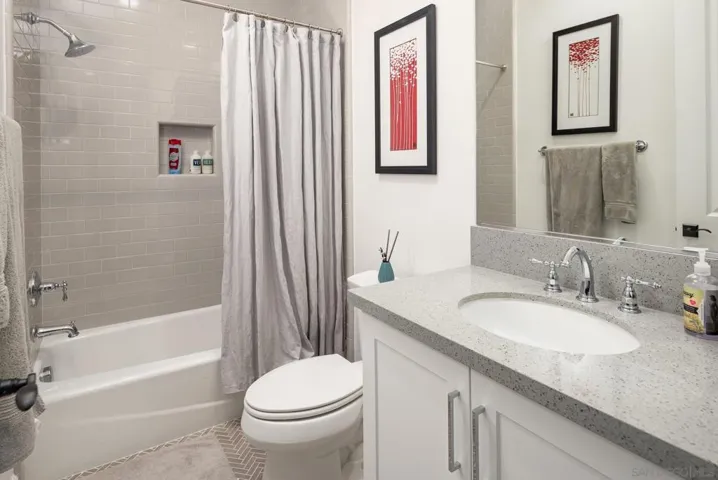 1309 Portola Road, Encinitas, California 92024