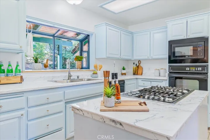 10705 Portal Road, Atascadero, California 93422