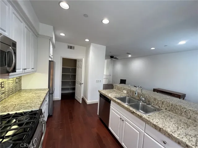 371 W Linden Drive, Orange, California 92865
