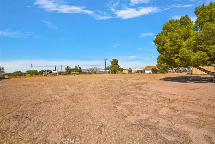 13660 Camellia Road, Victorville, California 92392